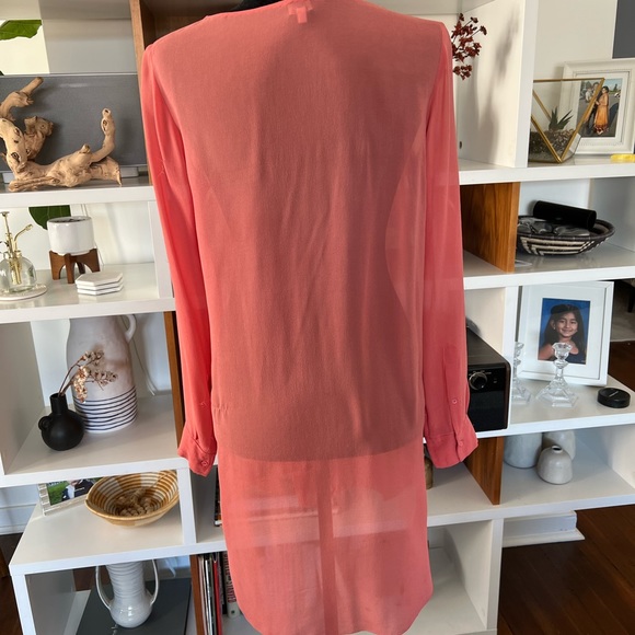 Aritzia Wilfred coral coloured blouse in xs - Picture 4 of 10
